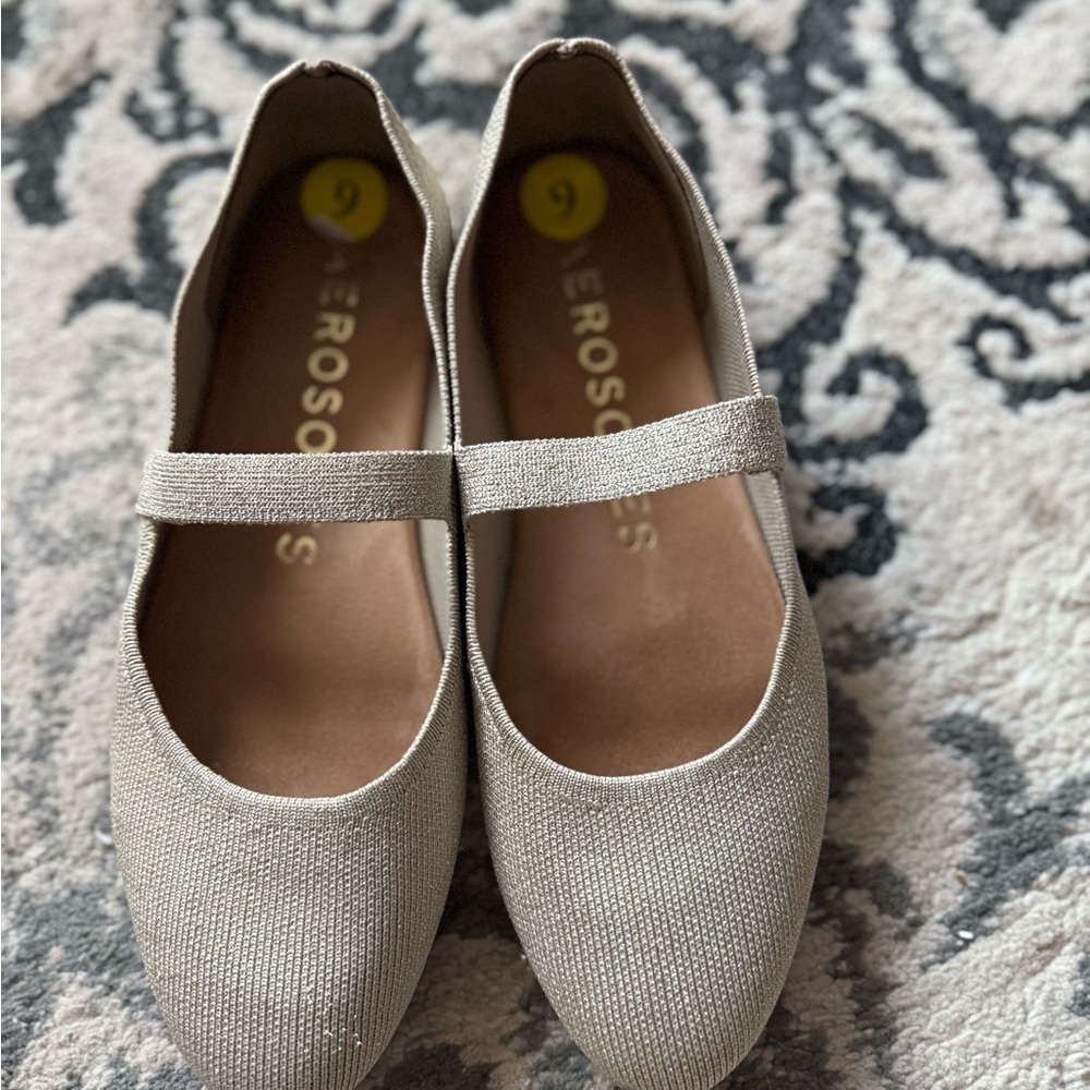 AEROSOLES Women's Tan Mary Jane Flats